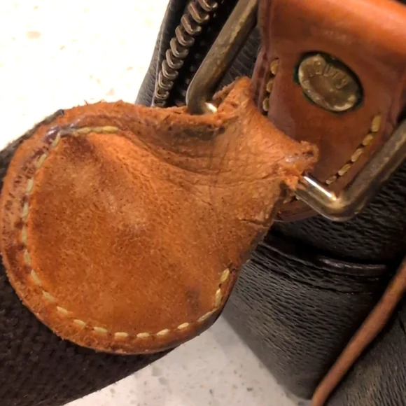 Louis Vuitton GM Bag - Picture 5 of 13